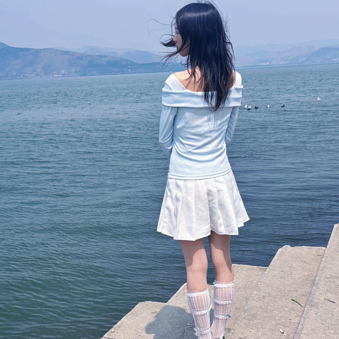 她往月亮走🌷
