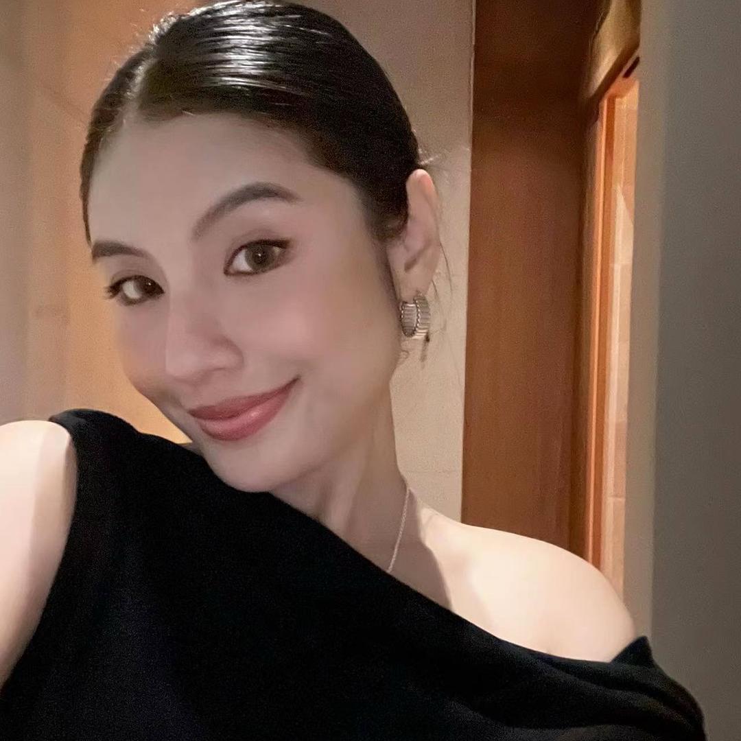 梁夜时尚穿搭