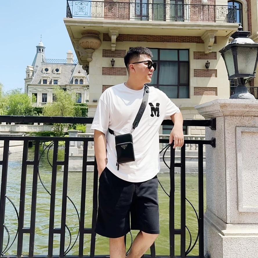 李昂名品男装
