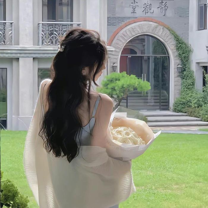小茹嗖了