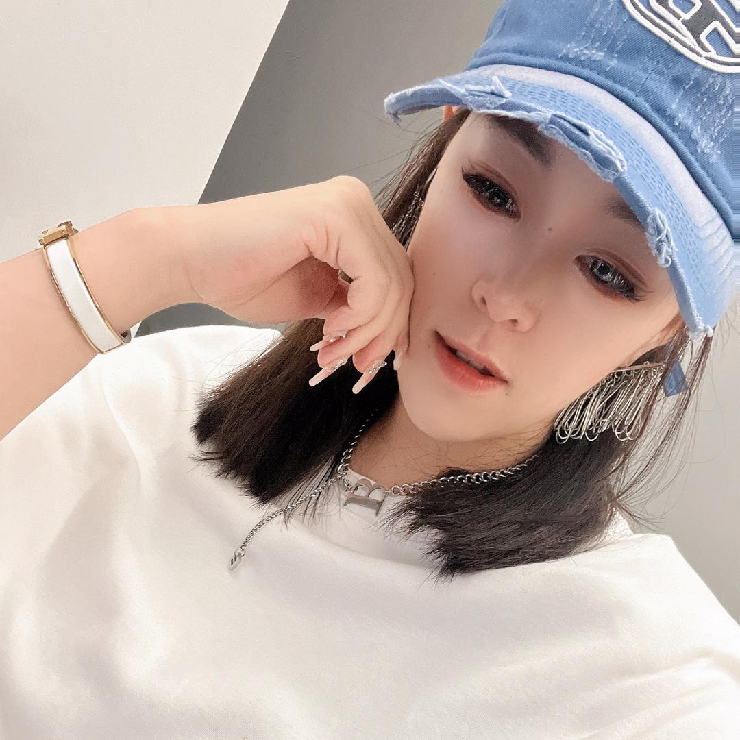 很尴直播2号