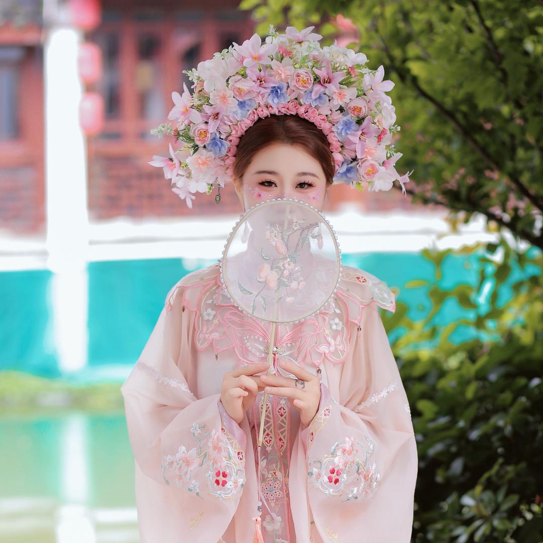 困成憨包 👧