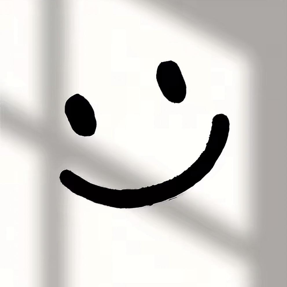 巷子里的猫🐈‍⬛