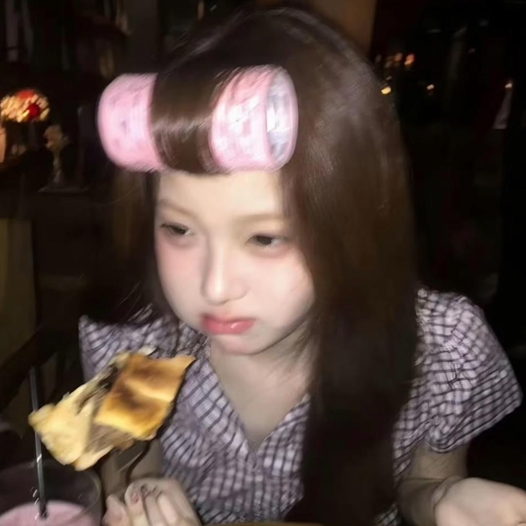 难过蕾丝裙