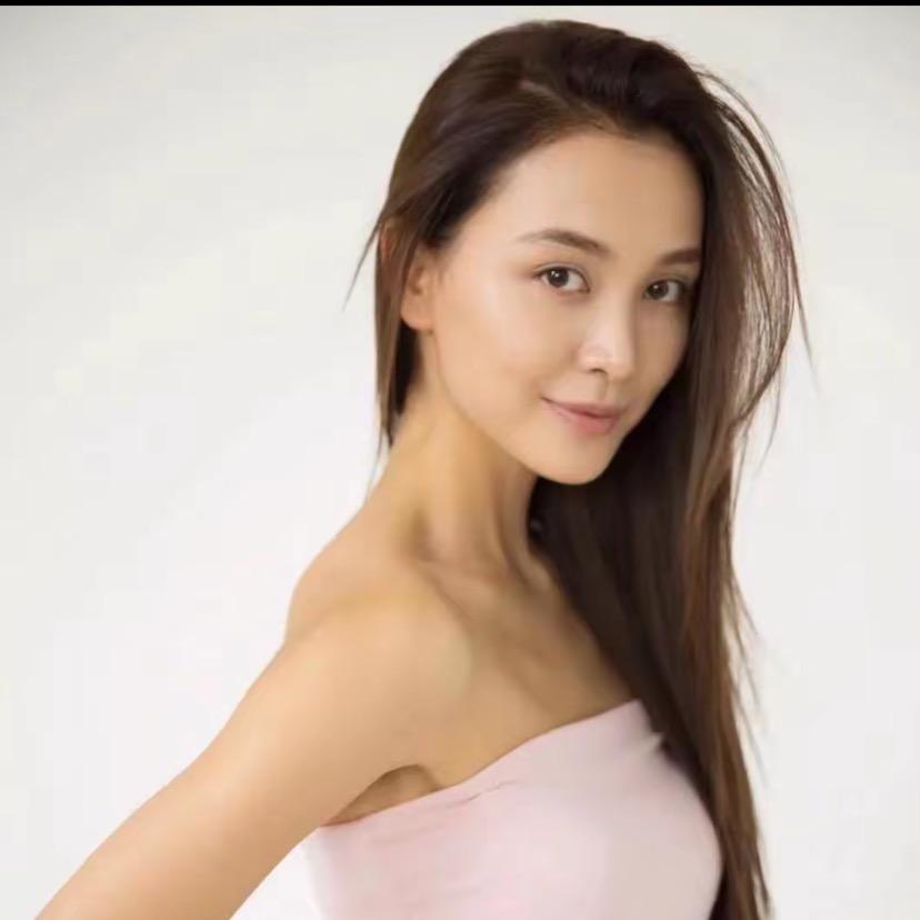 爱吃肉的小仙女🧚‍♀️