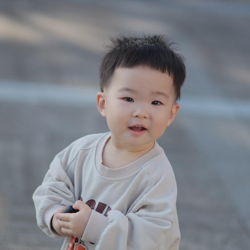 村草黄小虎