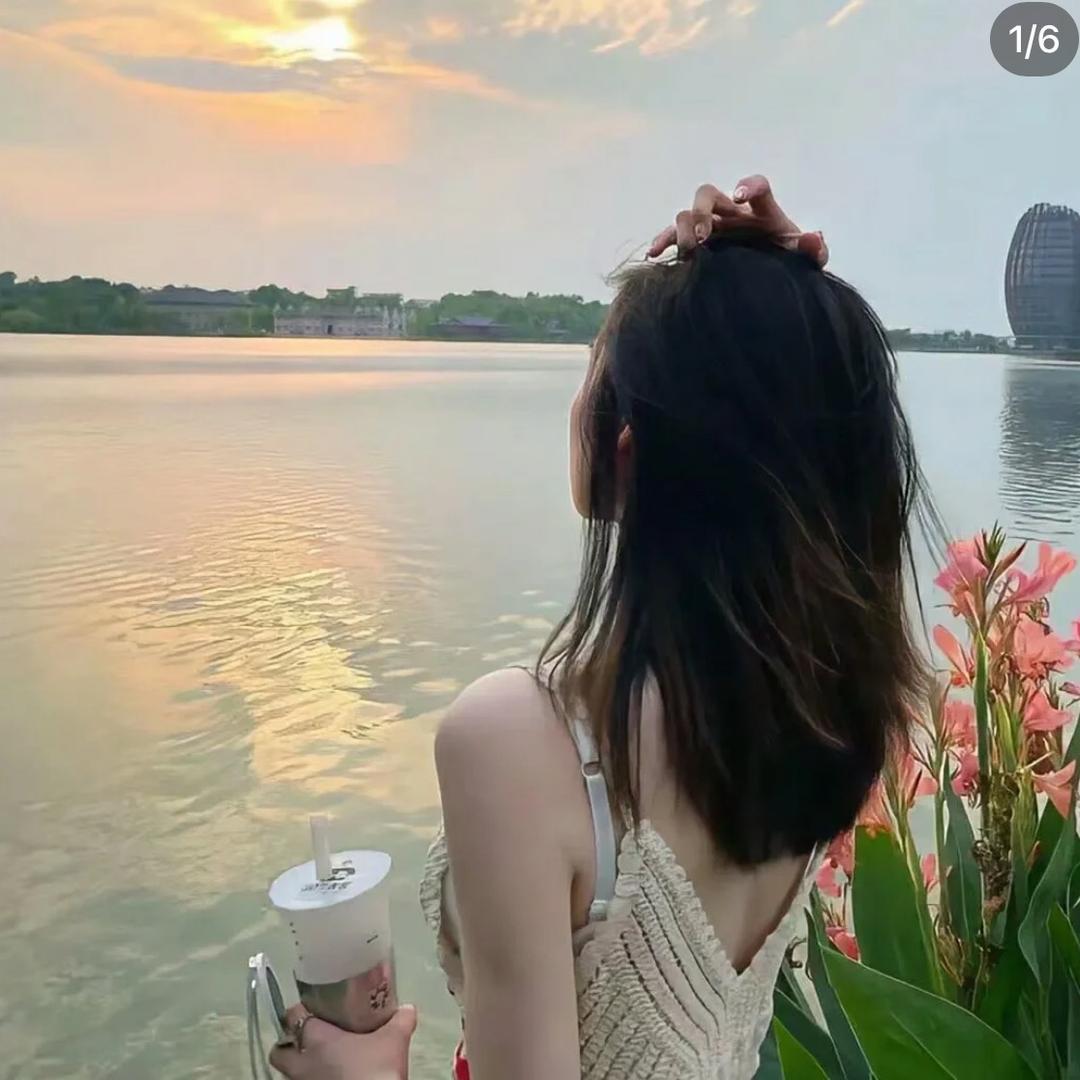 隔壁小王穿什么