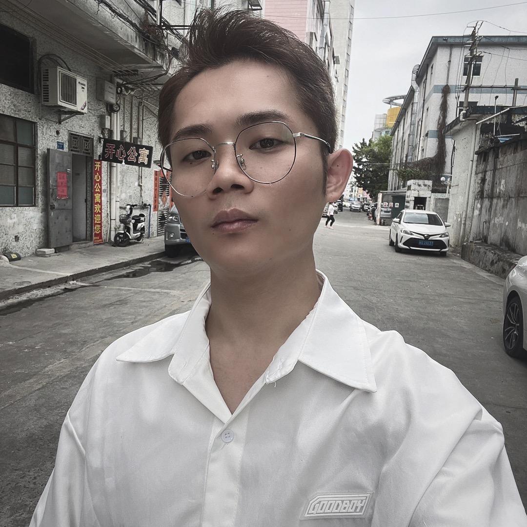 剪头发的闭先生
