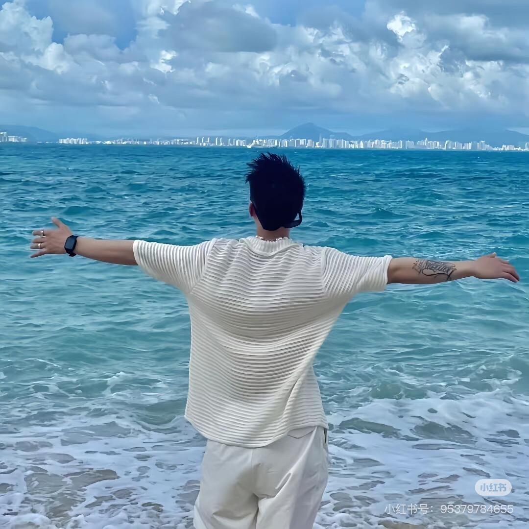 爱吃鱼的胖子🧟‍♂️