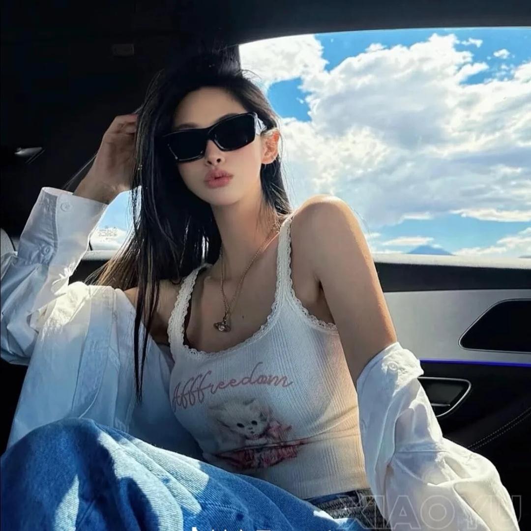 浅语霓裳💋👗