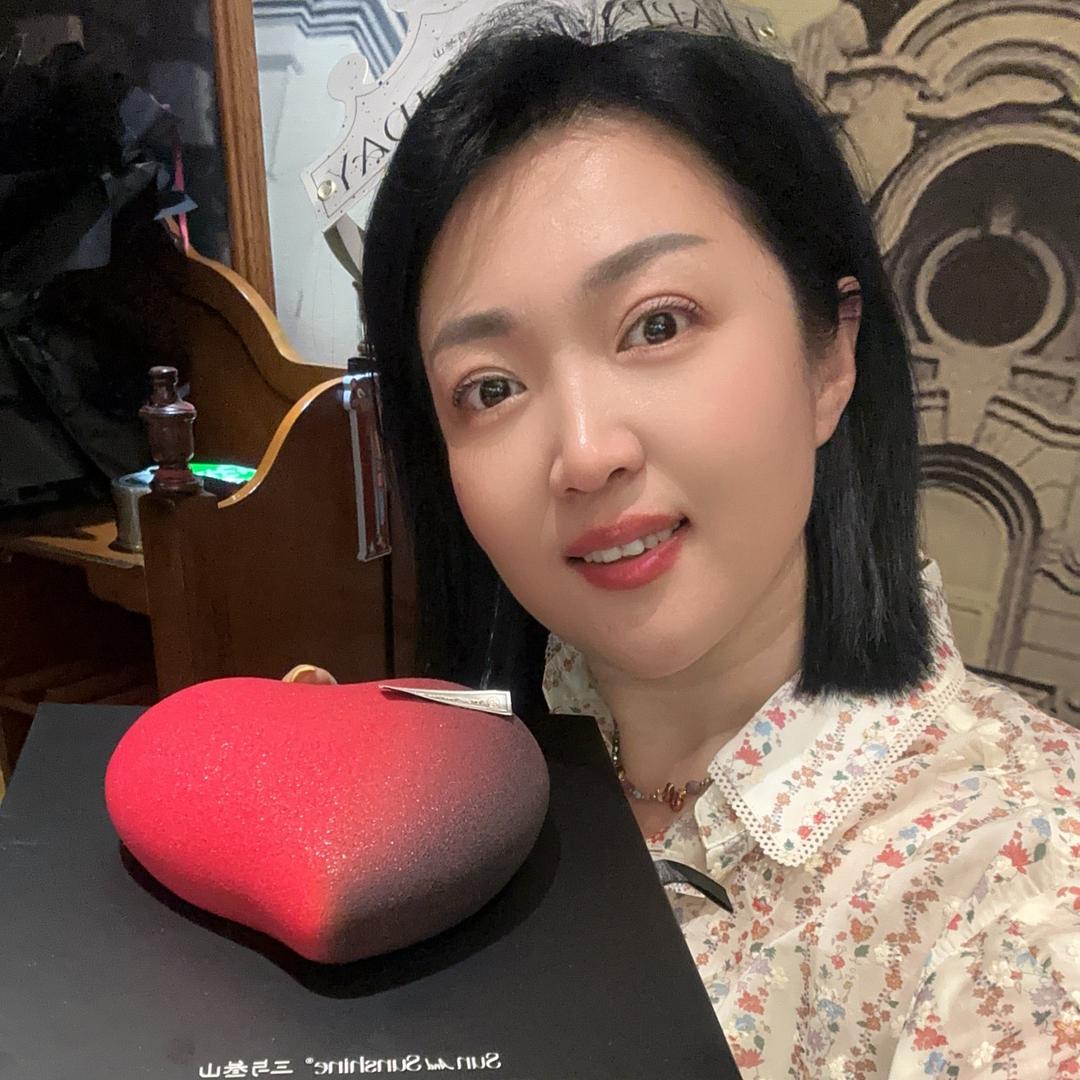 肉肉姐早7：40（开播号在主页）