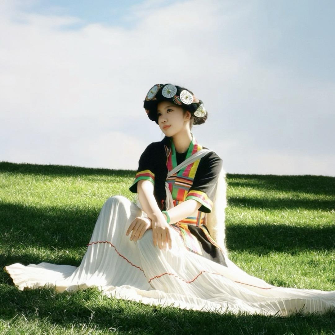 尼玛婀蜜-neymeieme
