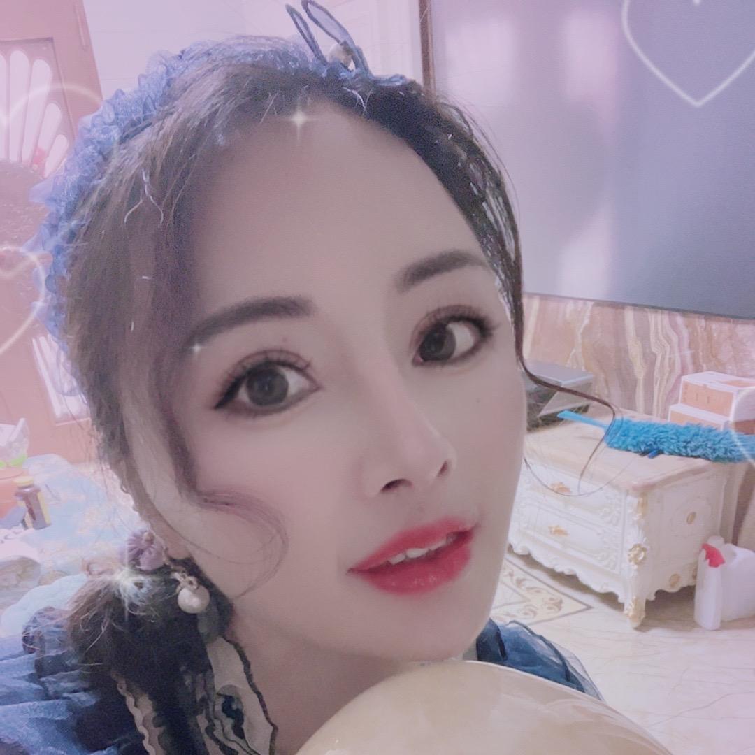 钱多多的幸福👠👠👗👗'