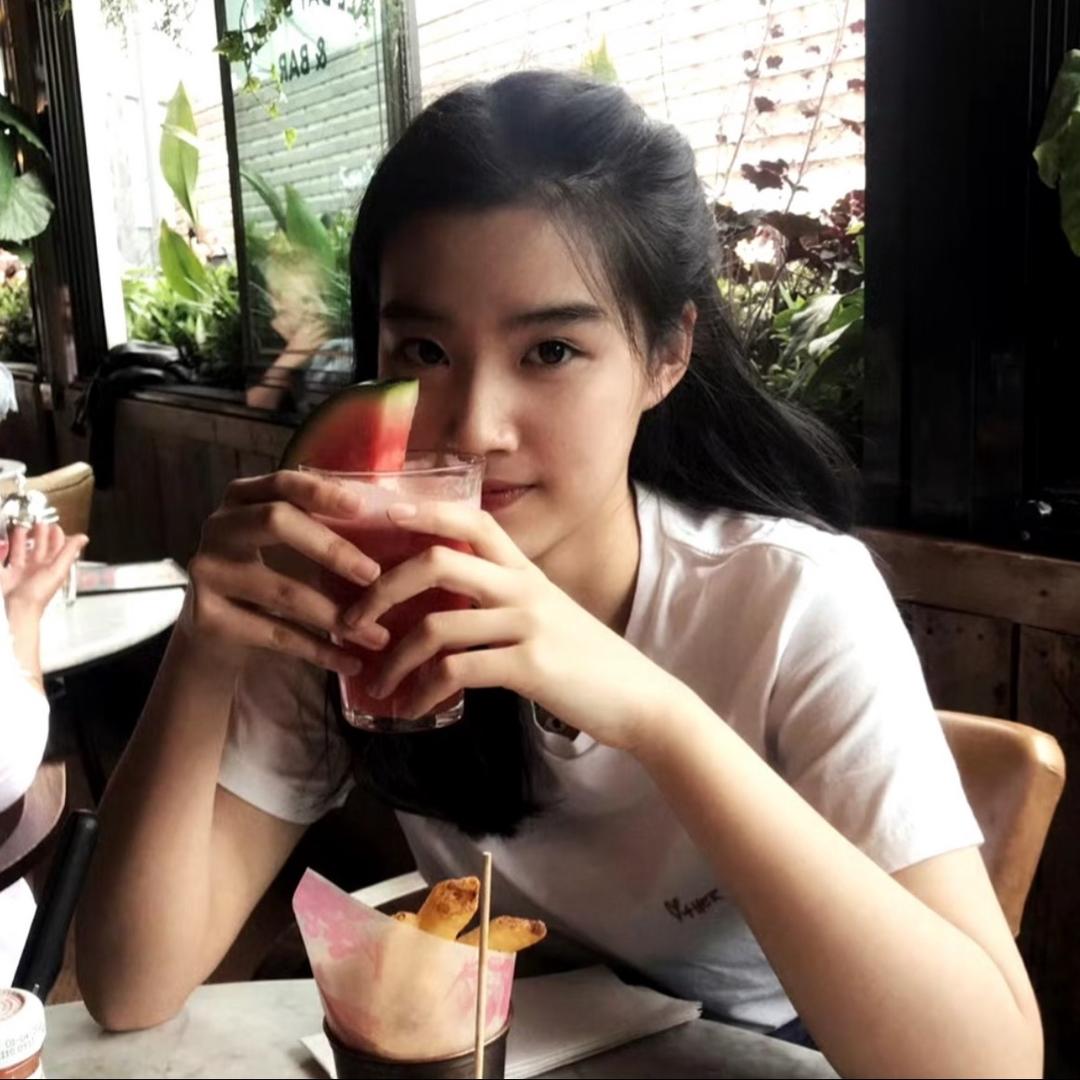 Loveandpeaceqq👸🏻