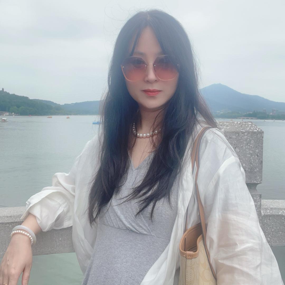 睡不醒的小妮妮