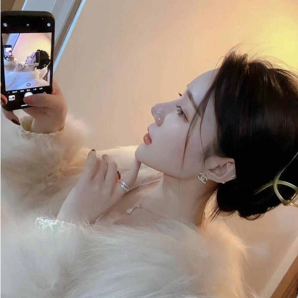 🔗衣十二⁹⁹⁸