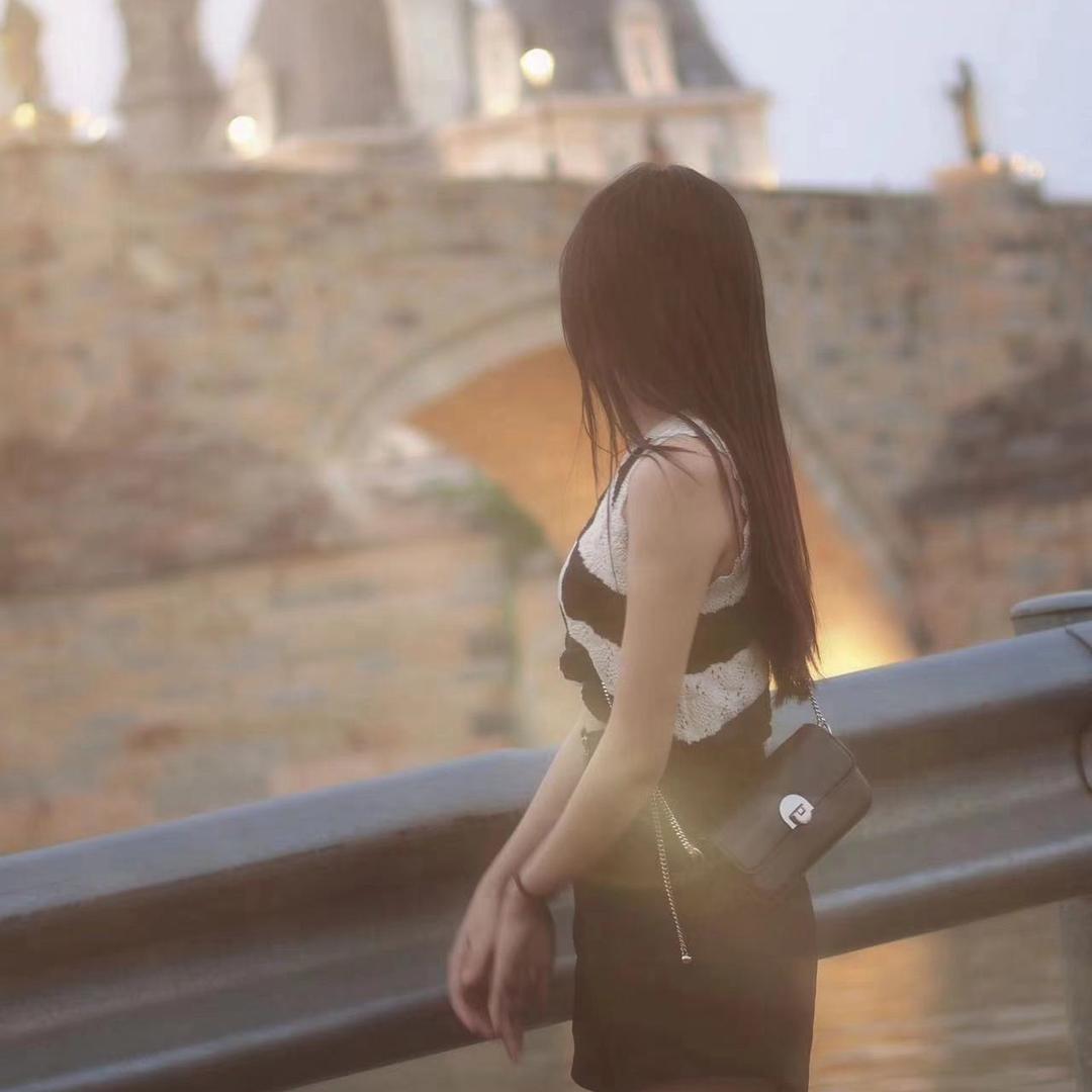 晴宝服饰