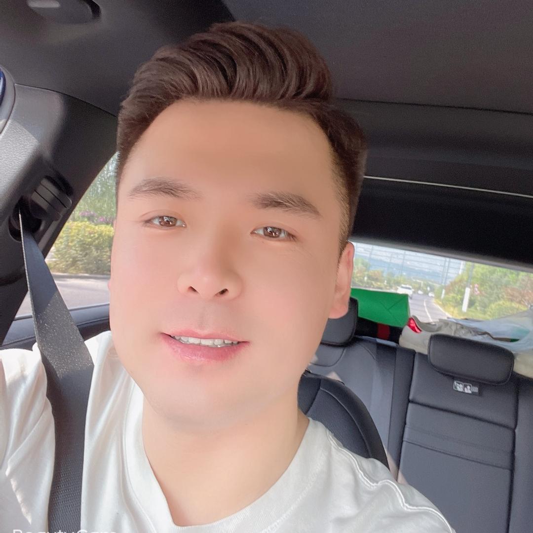 @玩坦克的小王同学