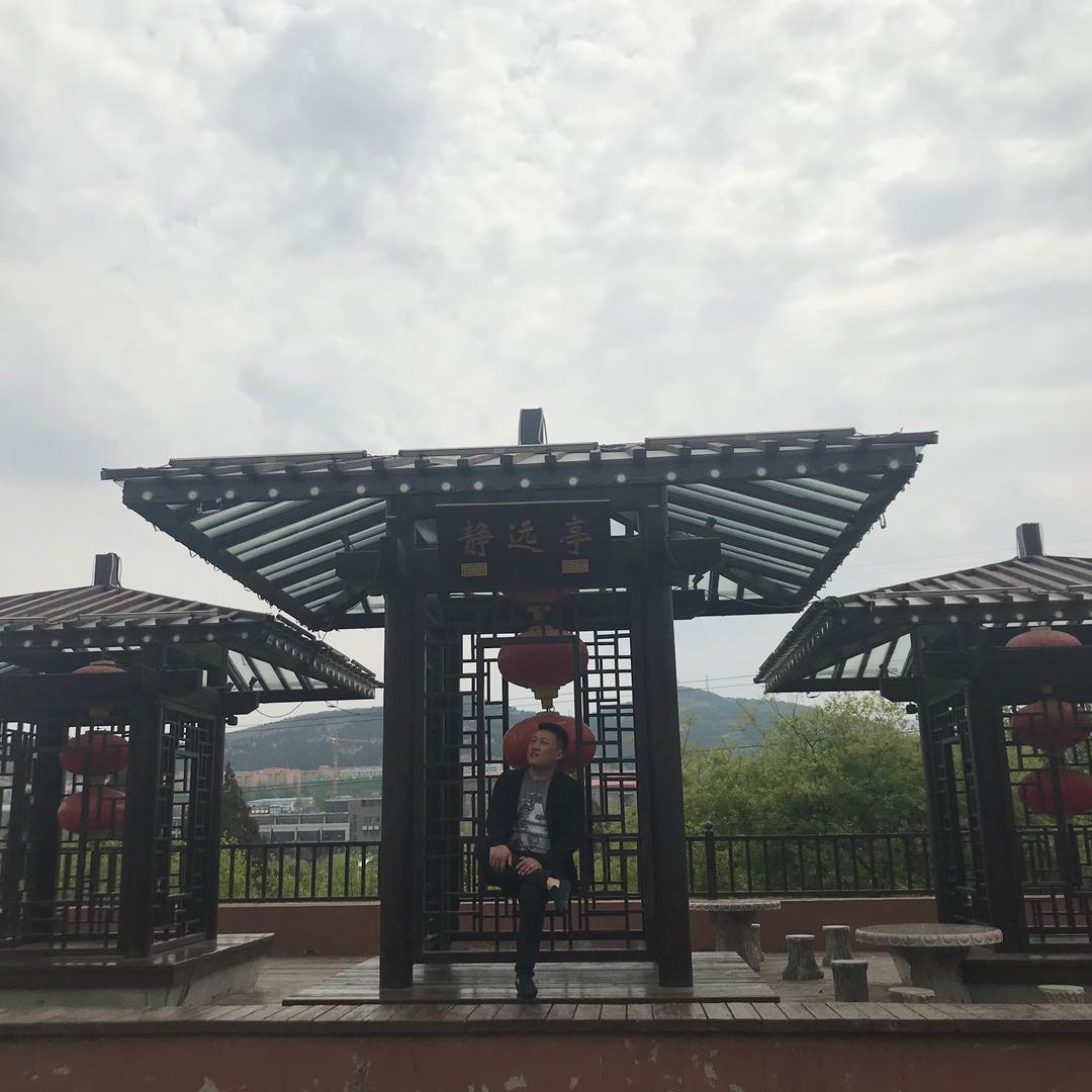 赵小