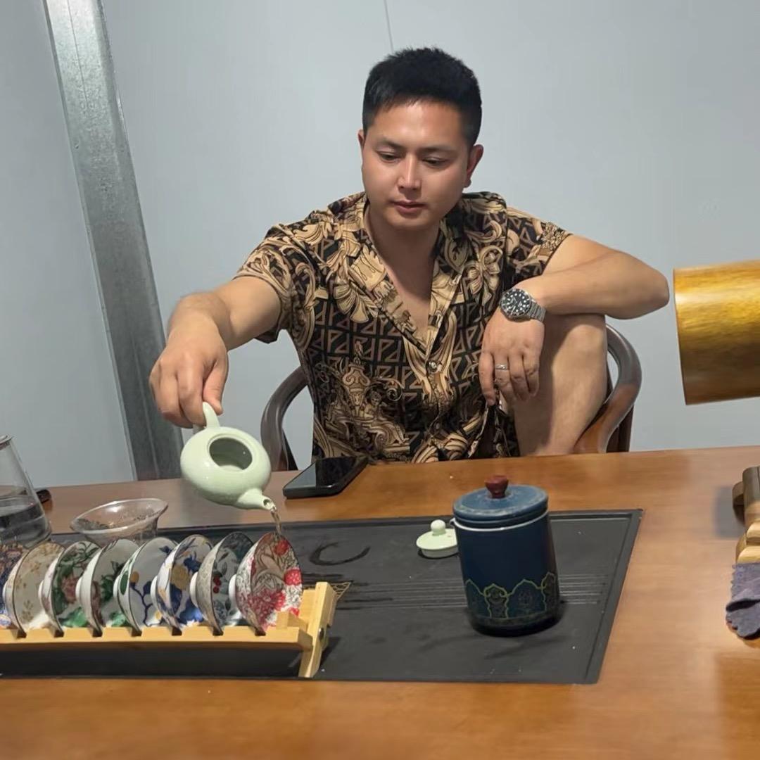 崇州楠木人