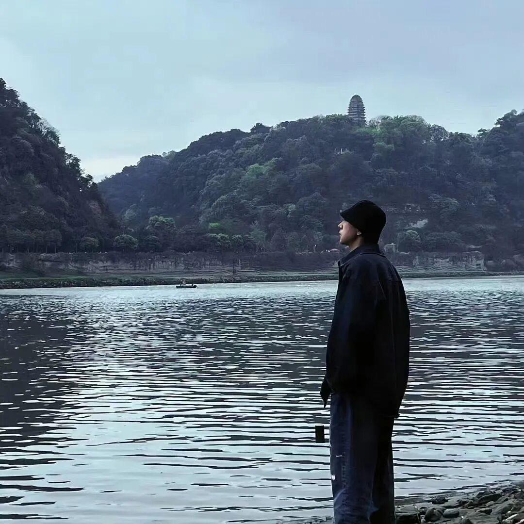 折耳根味的口香糖