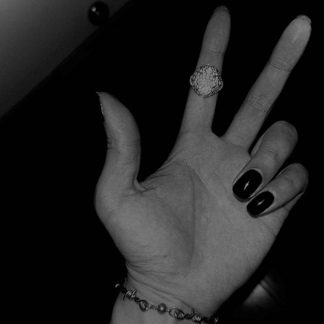 𝐍𝐀𝐑𝐂𝐈𝐒𝐒𝐈𝐒𝐓