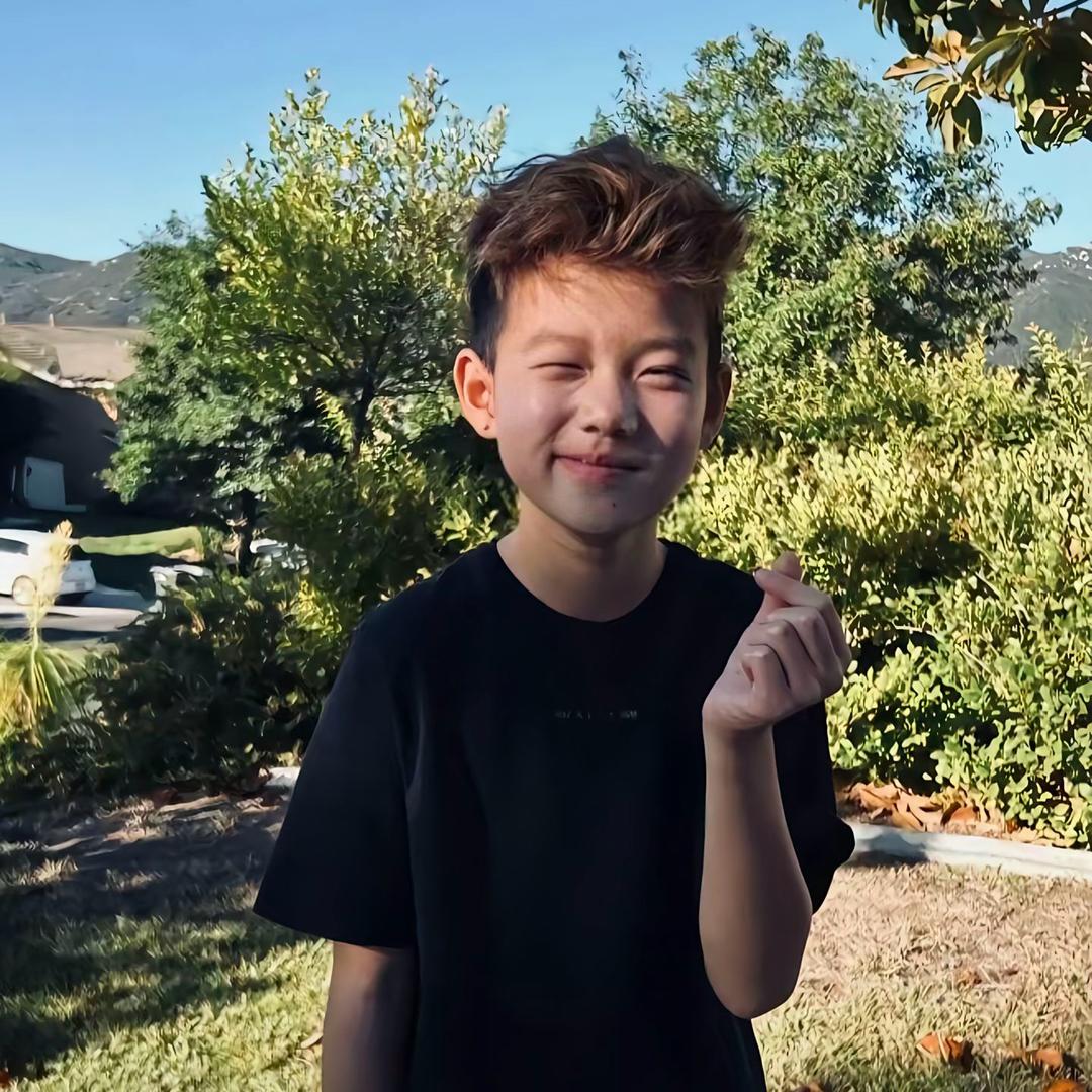 直接来个八音窍礼盒吧