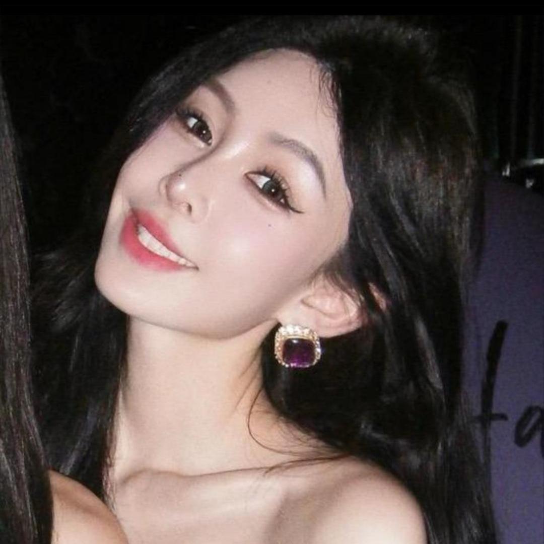 余潇潇穿搭分享