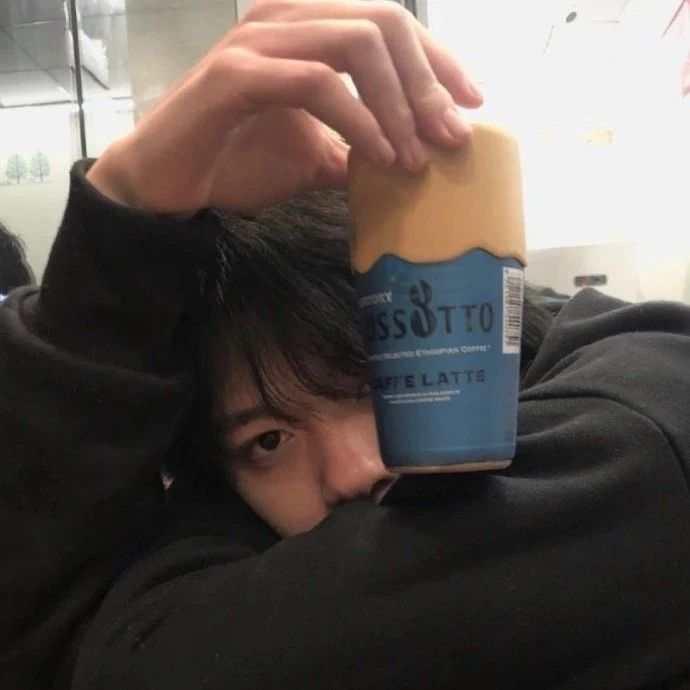 觉觉.
