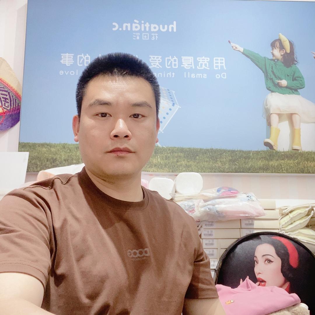 @82年的华哥
