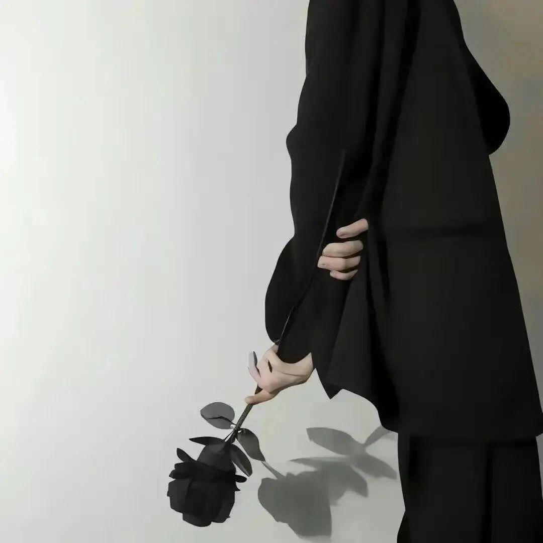 ༄༊࿆。。Y。u。e*࿐