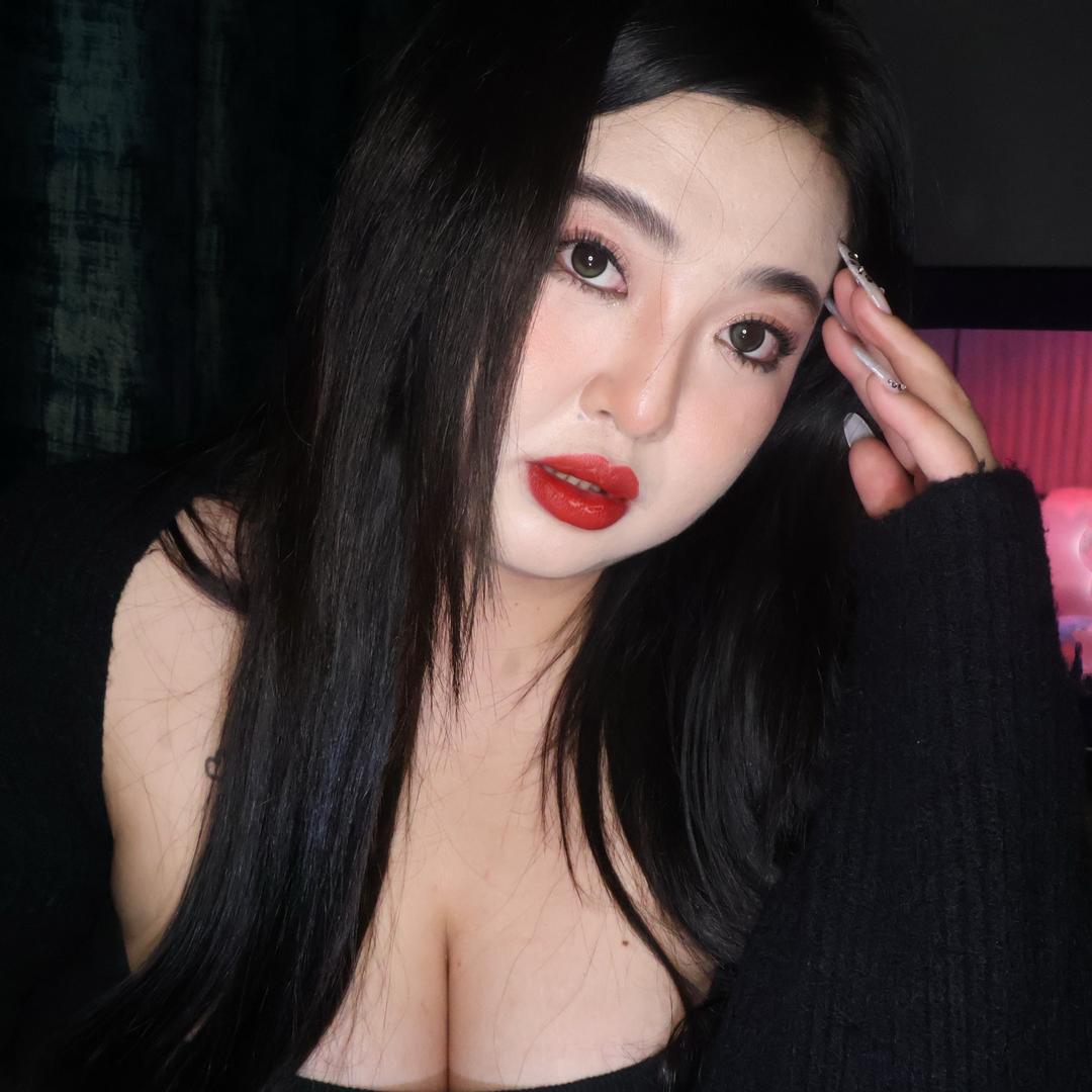 WW一笑很倾城