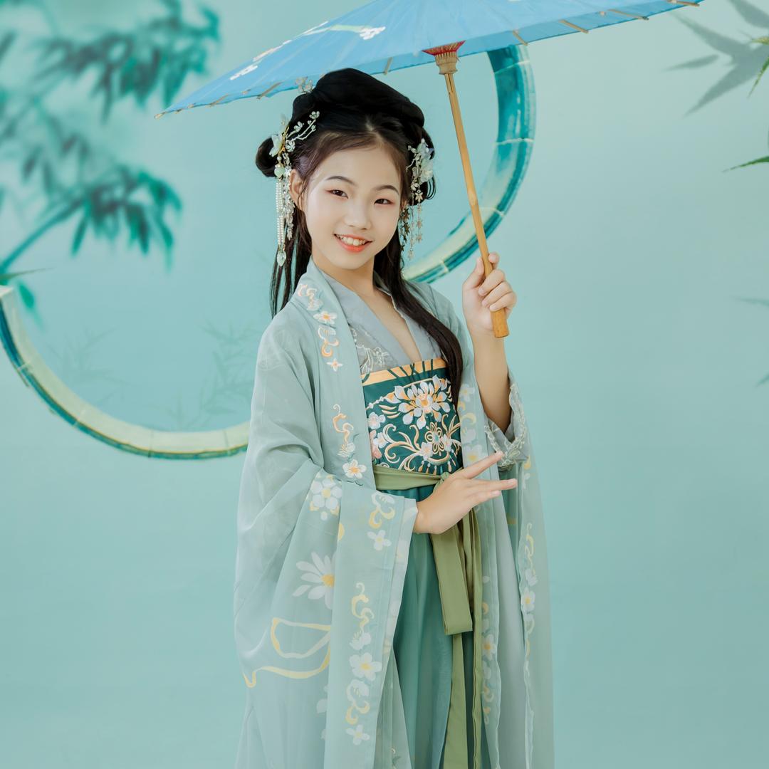 锦彤girl