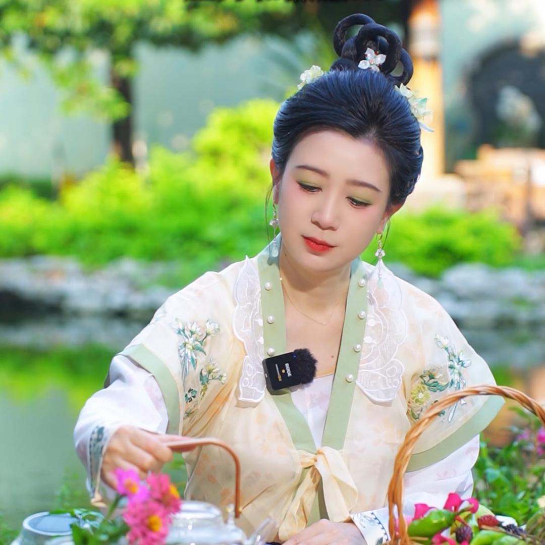 戏精花大仙