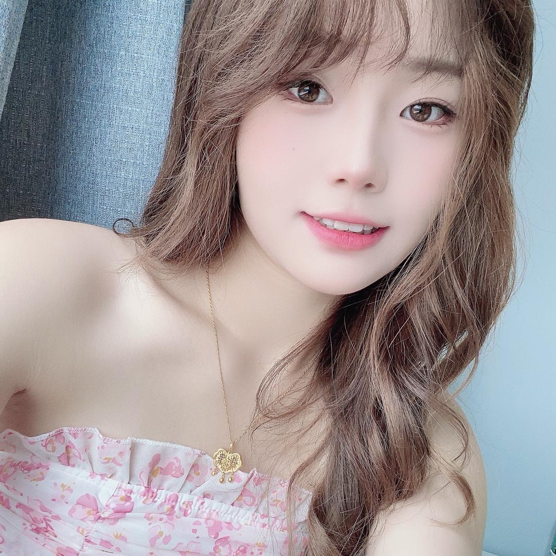 爱笑的憨憨👧🏻