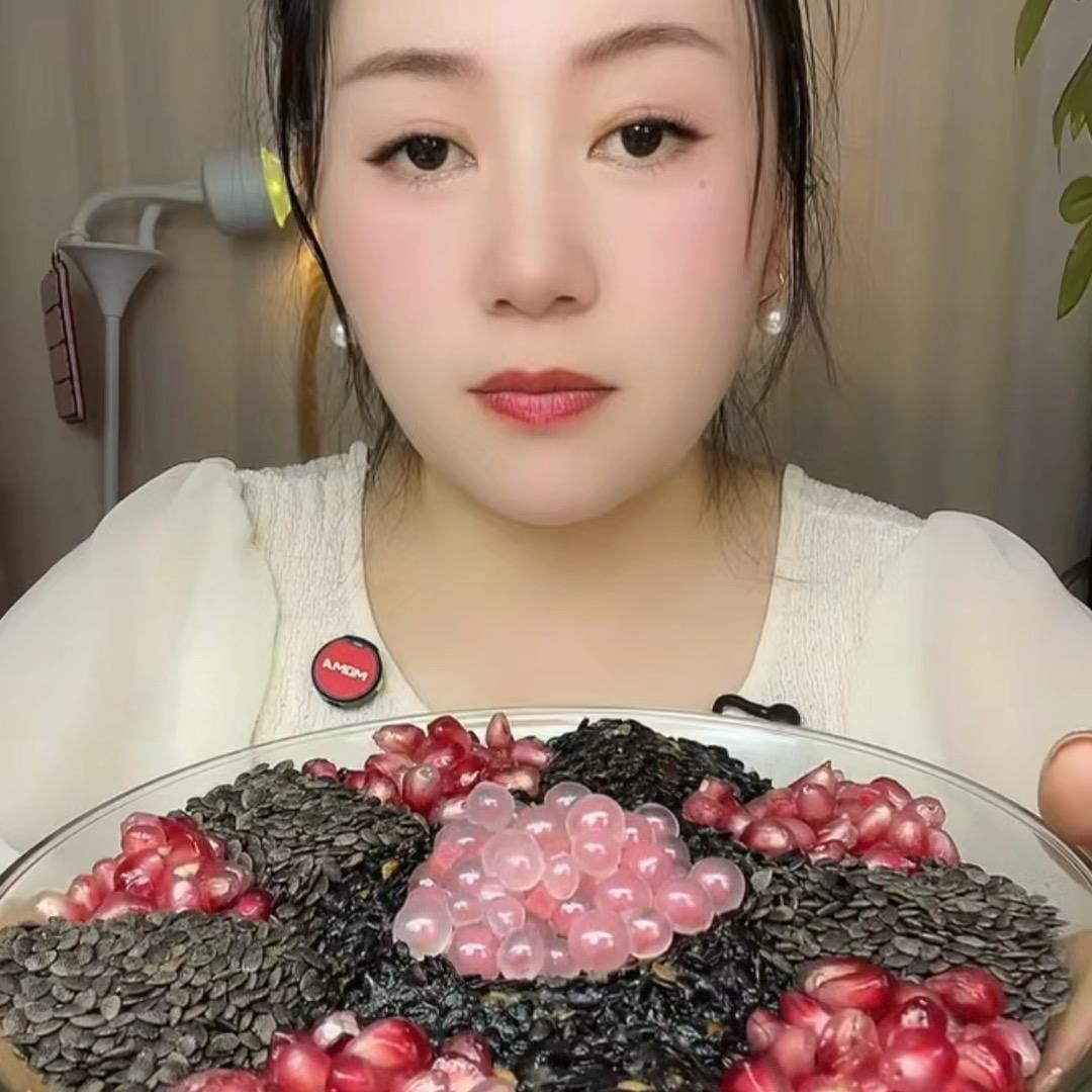 格格爱美食中午12点10左右直播