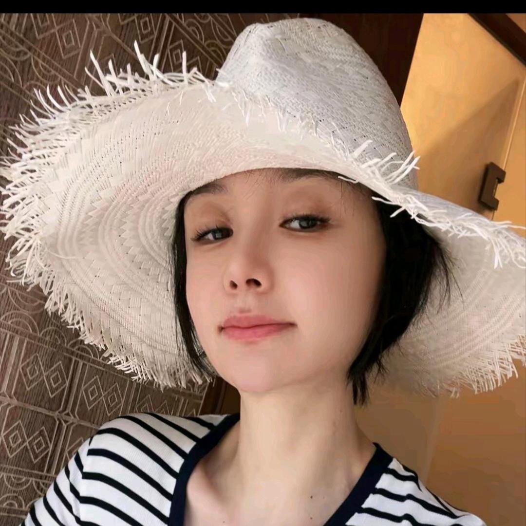 KOKO WANG (甄选穿搭)