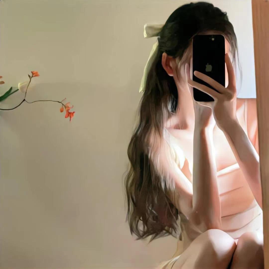 是初晓吖（背景墙有惊喜）