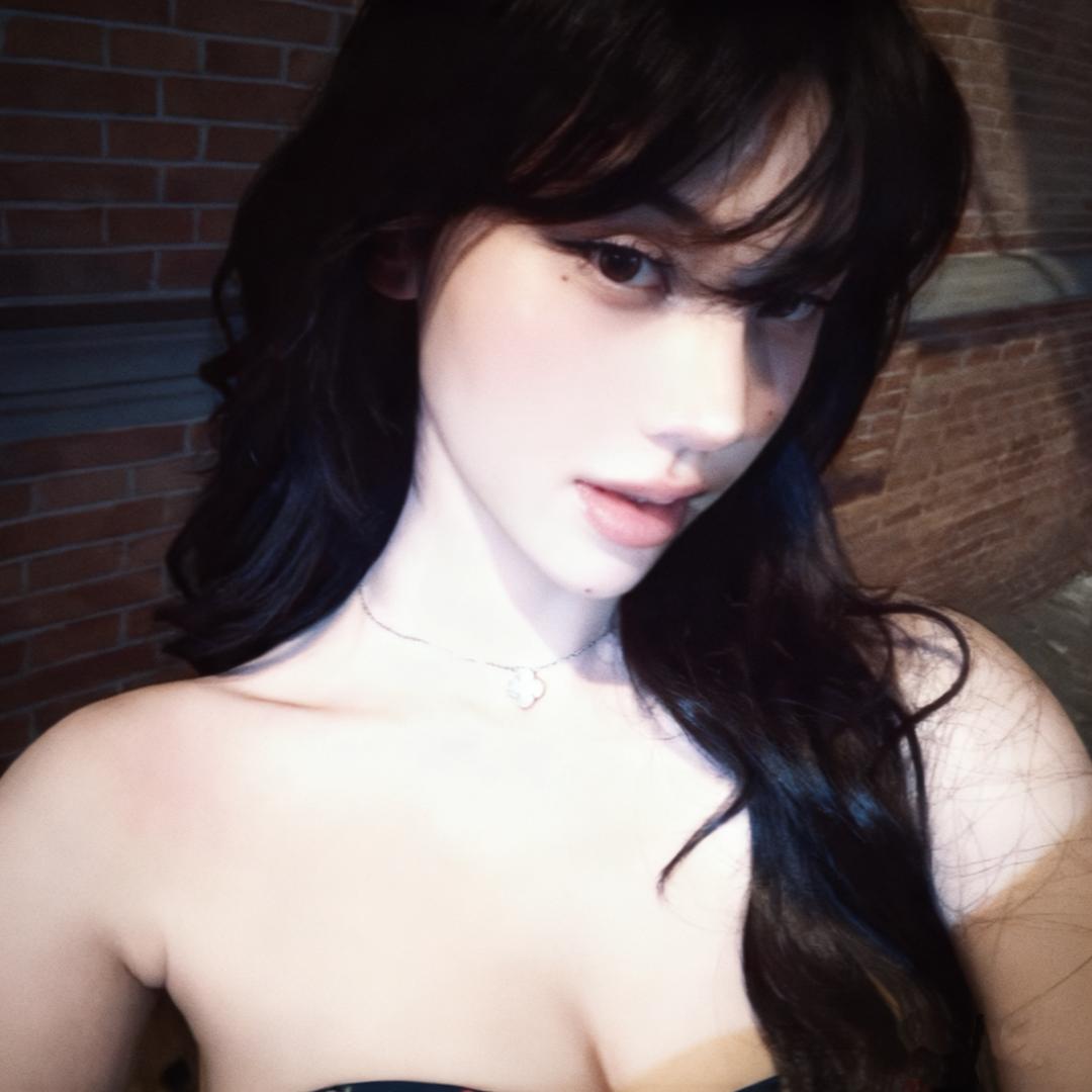 桃泽香菜奈