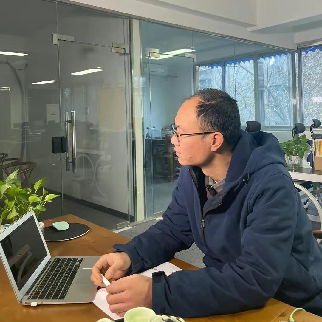 东橙苗哥陪护圈