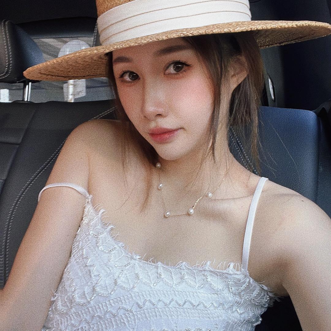 小糖心儿姐姐