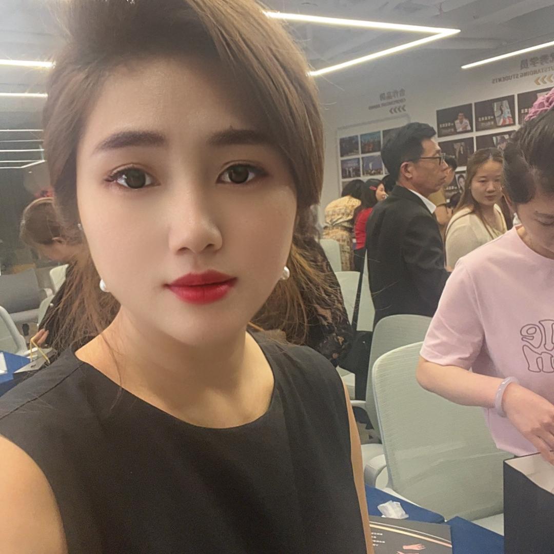 拾光初媚丨谭谭
