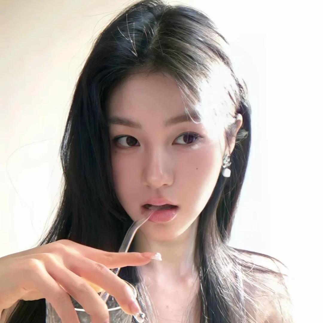 小申不見見見了.