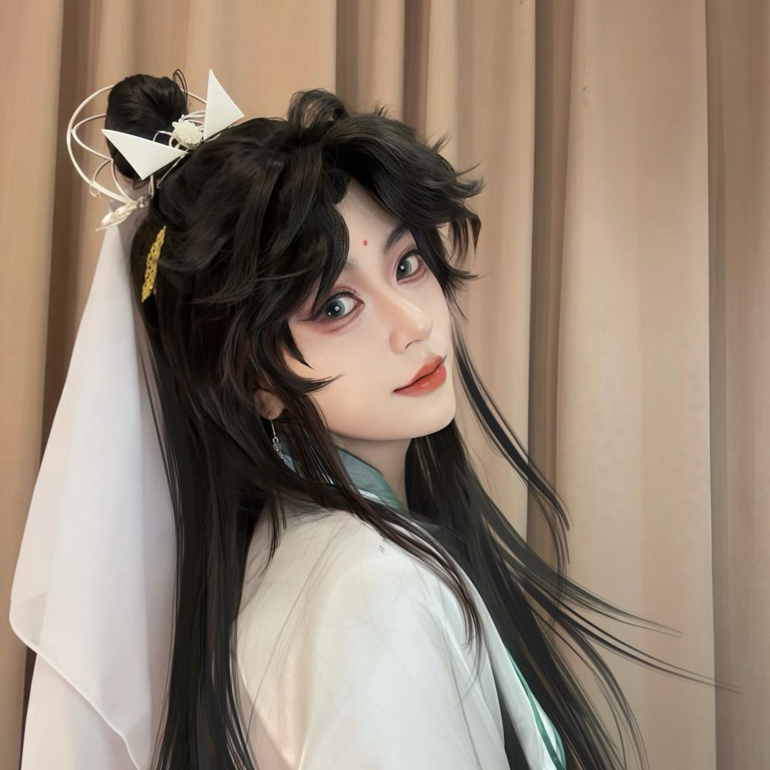 凡凡子（10w粉遥遥无期版）