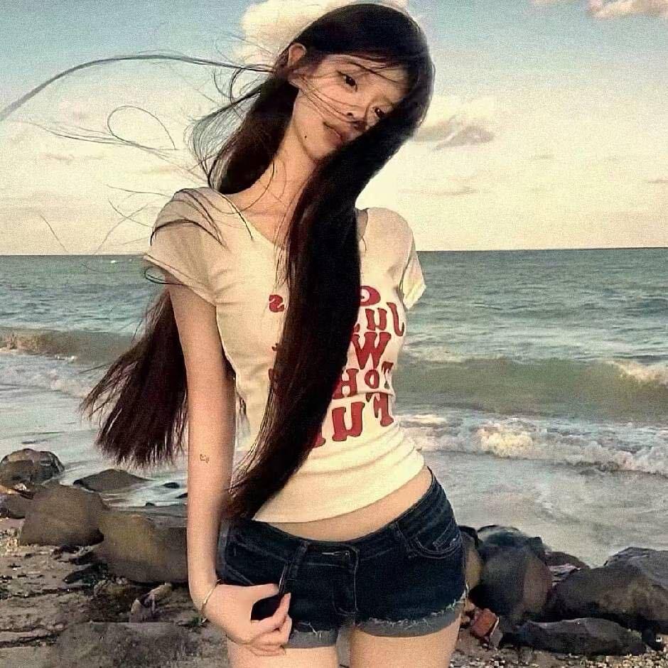 卖萌被打掉两颗门牙