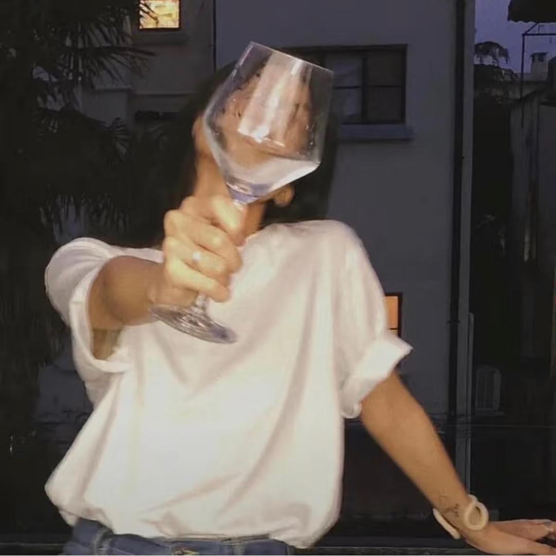 金街吨吨酒类直供·同城送酒