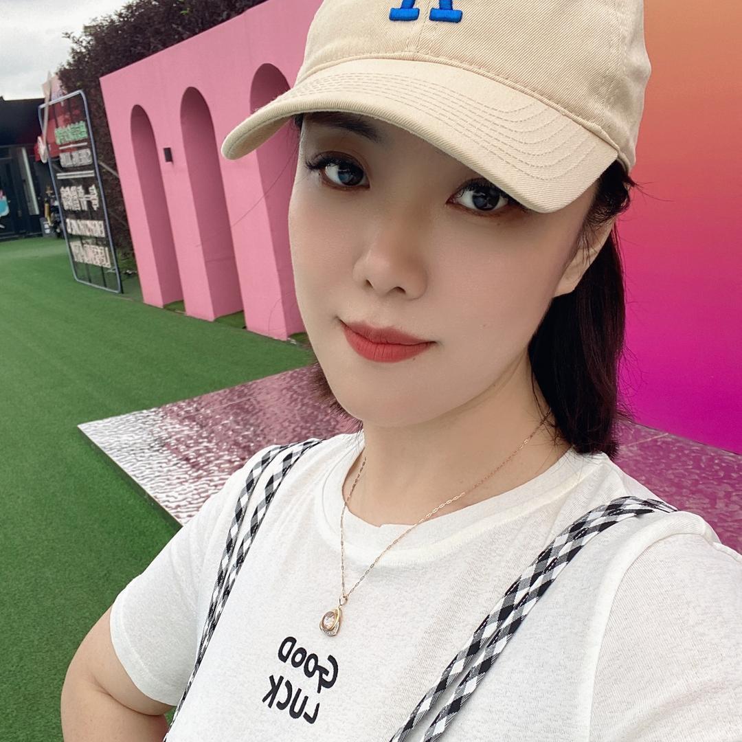 丹丹吃喝玩乐游