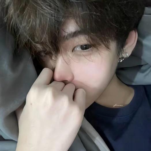 ￴￴￴￴￴￴  ￴ ￴￴￴ ￴￴ ︎