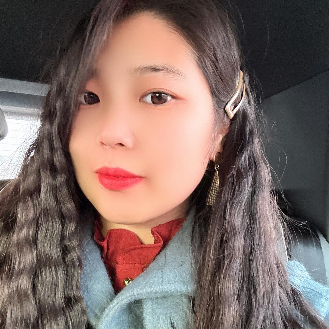 五彩斑斓的黑A♠︎