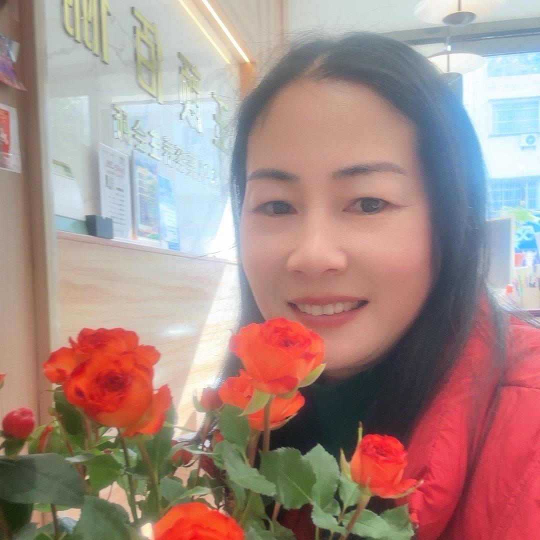 苹苹🍎🍎业余红娘